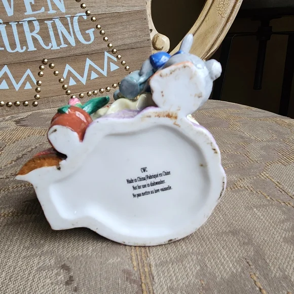 Vintage CWC Bunny Spring Hinged Trinket Box, Gardening Rabbit w Baby, Flowers - Picture 12 of 12